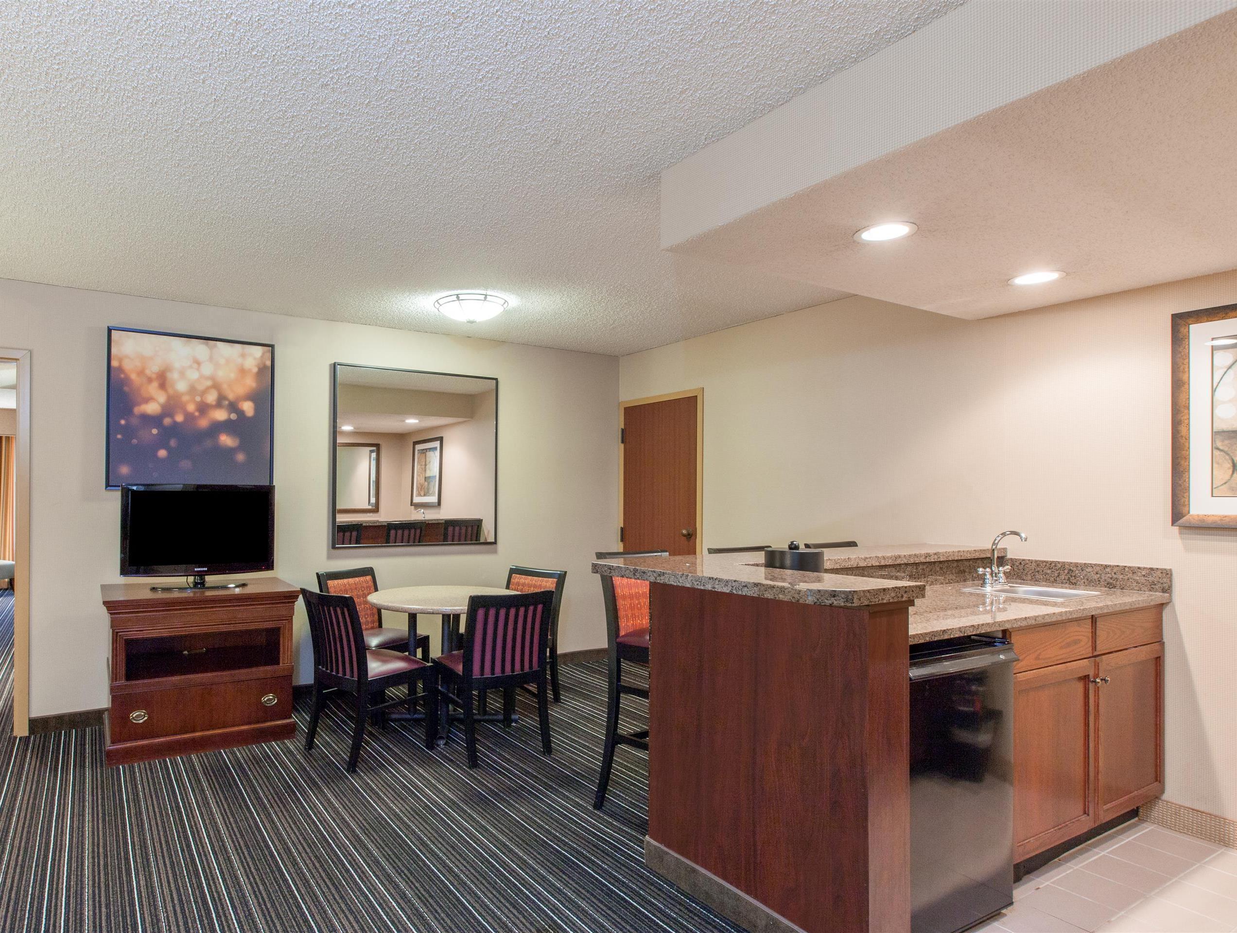 Sonesta Suites Dallas Park Central Exterior foto